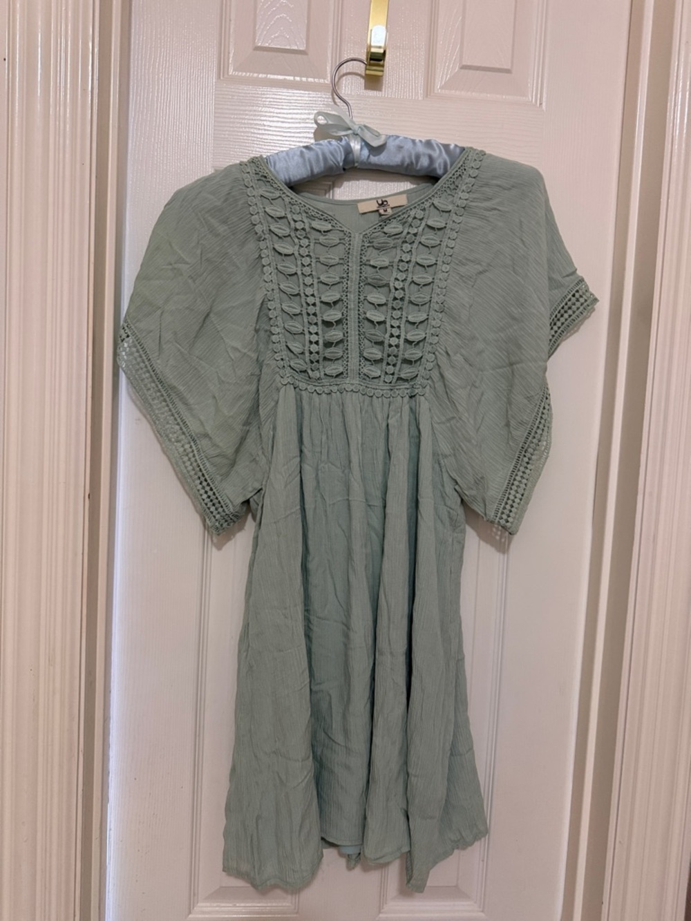 Ya Los Angeles Light Mint Green Top;Lined;Chic Embroidered Details